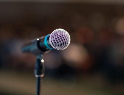 Best Wireless Mics for Conference Rooms: Enhance Audio Clarity